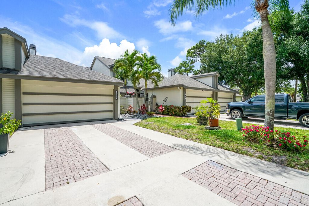 Photo of 903 Landings Boulevard, Greenacres, FL 33413 (MLS # R10983009)