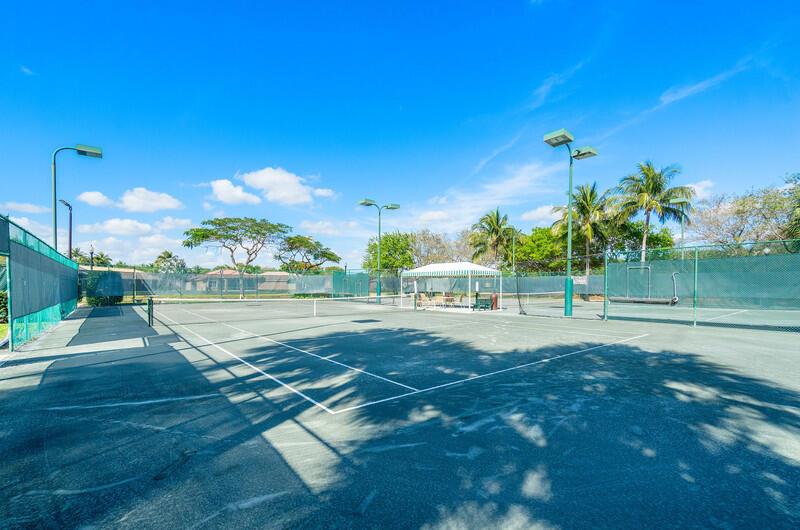 VILLAGES OF WINDSOR / VIL - Residential