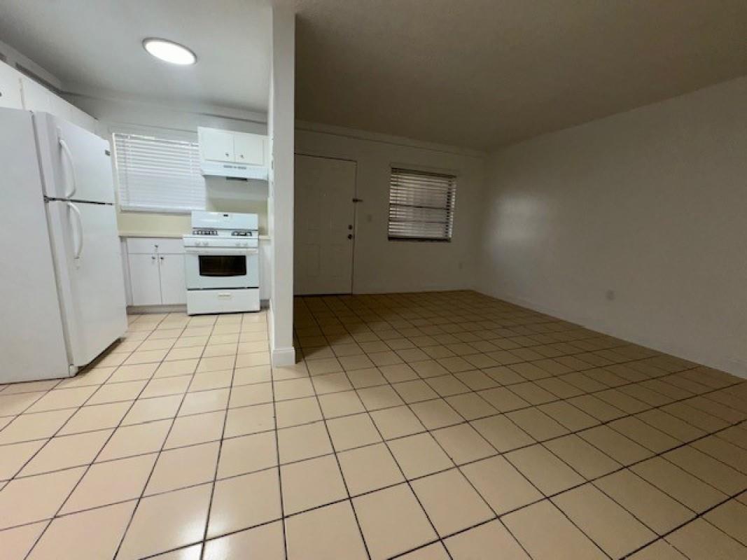 Arch Creek Highlands - Residential Lease