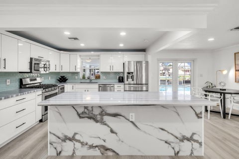 Tiny photo for 421 SW 18TH Street, Pompano Beach, FL 33060 (MLS # B26082946)