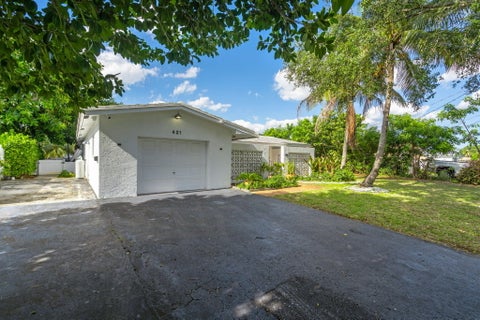 Tiny photo for 421 SW 18TH Street, Pompano Beach, FL 33060 (MLS # B26082946)