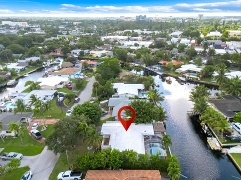 Tiny photo for 421 SW 18TH Street, Pompano Beach, FL 33060 (MLS # B26082946)