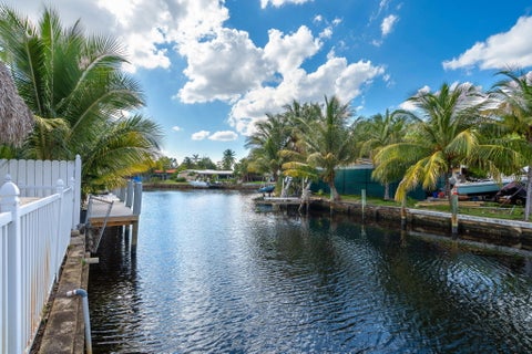Tiny photo for 421 SW 18TH Street, Pompano Beach, FL 33060 (MLS # B26082946)