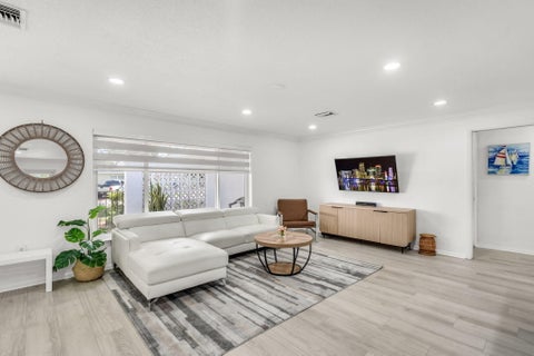 Tiny photo for 421 SW 18TH Street, Pompano Beach, FL 33060 (MLS # B26082946)