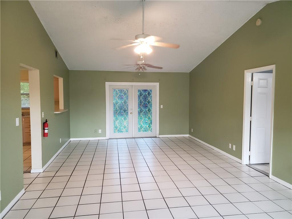 THE ACREAGE - Residential