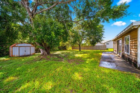 A home in Port St Lucie