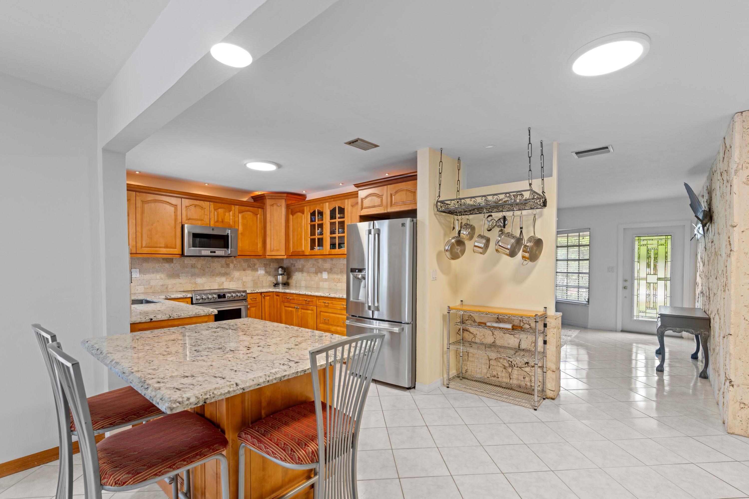 CLUSTERS CORAL SPRINGS - Residential