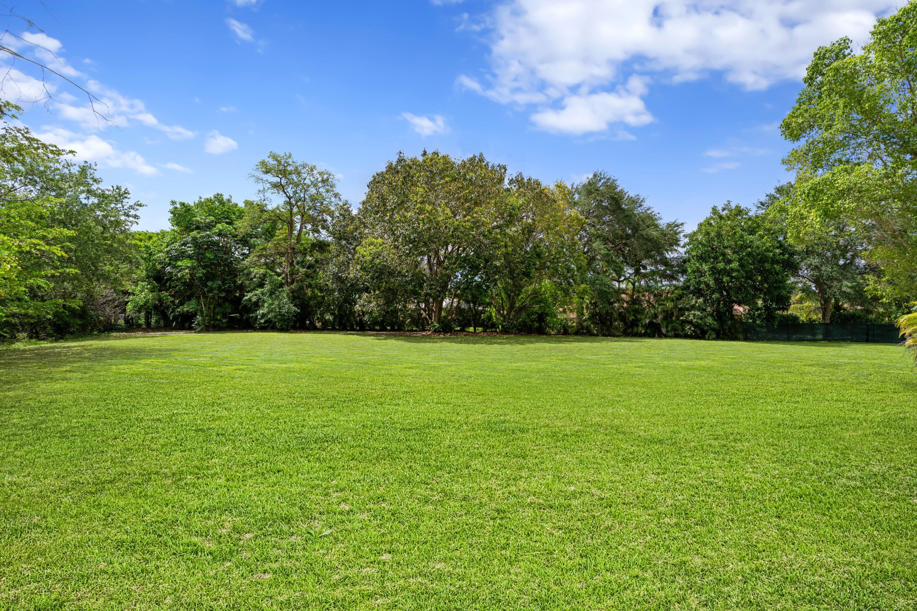 CLUSTERS CORAL SPRINGS - Residential