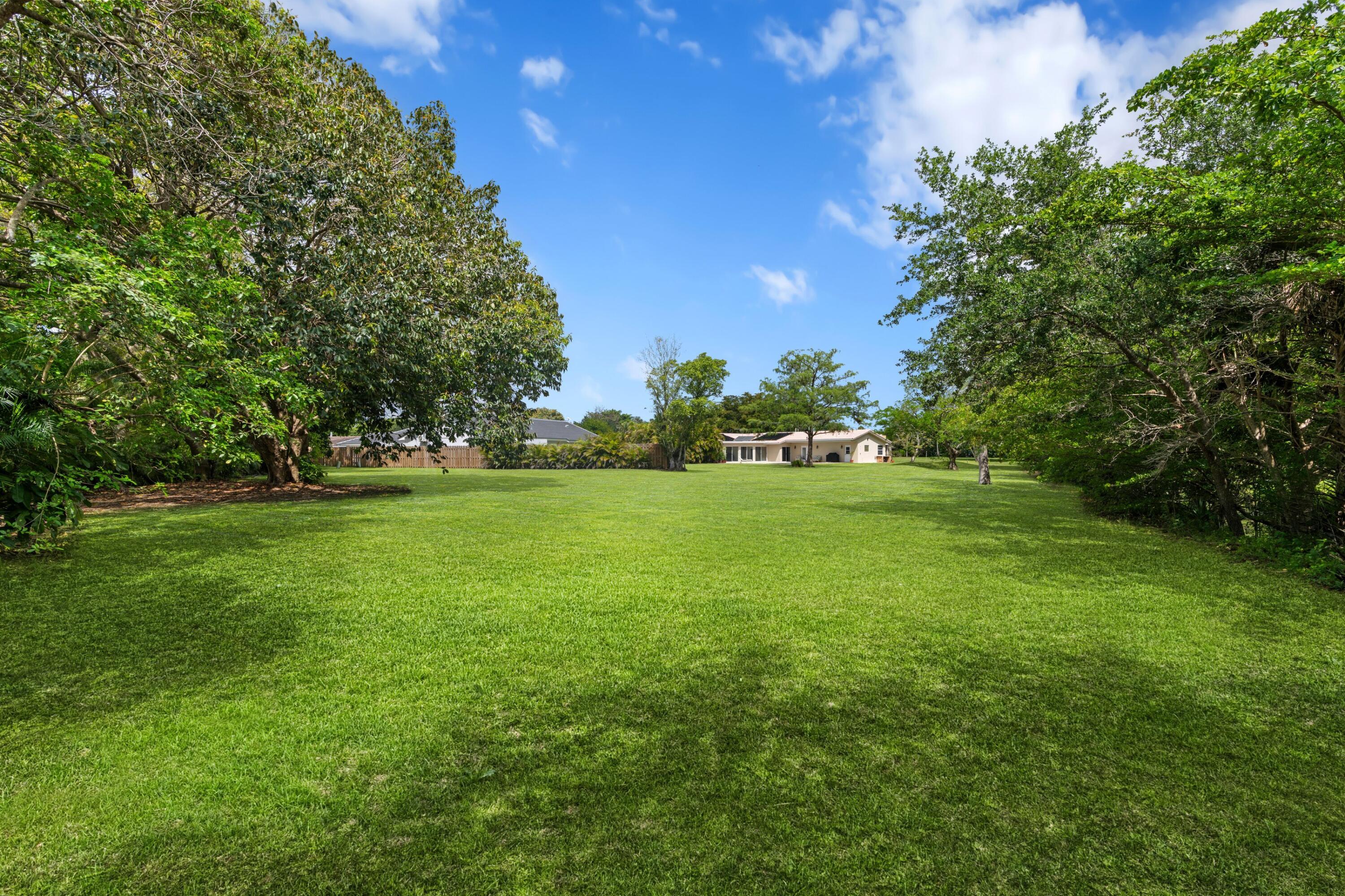 CLUSTERS CORAL SPRINGS - Residential