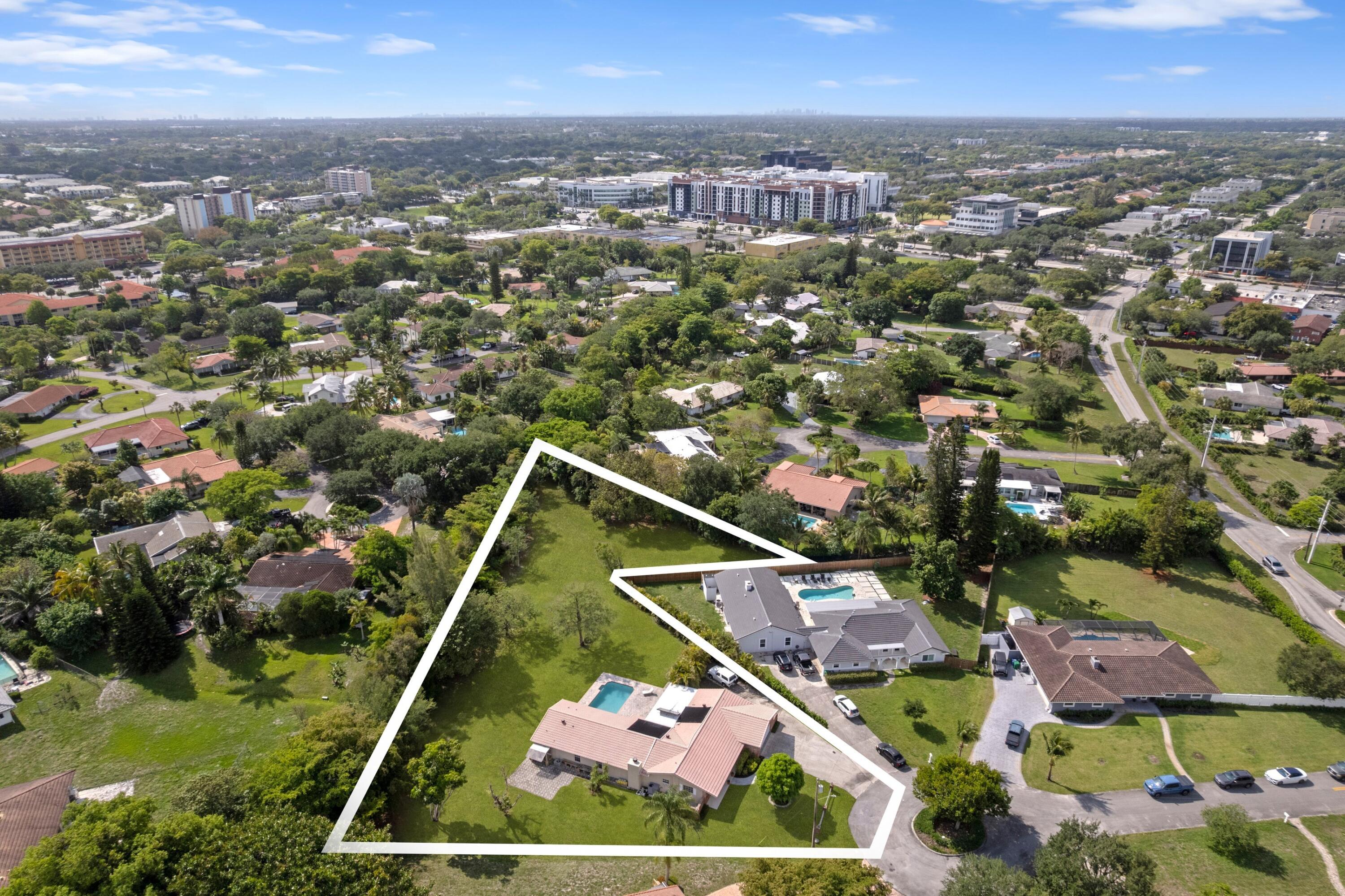 CLUSTERS CORAL SPRINGS - Residential