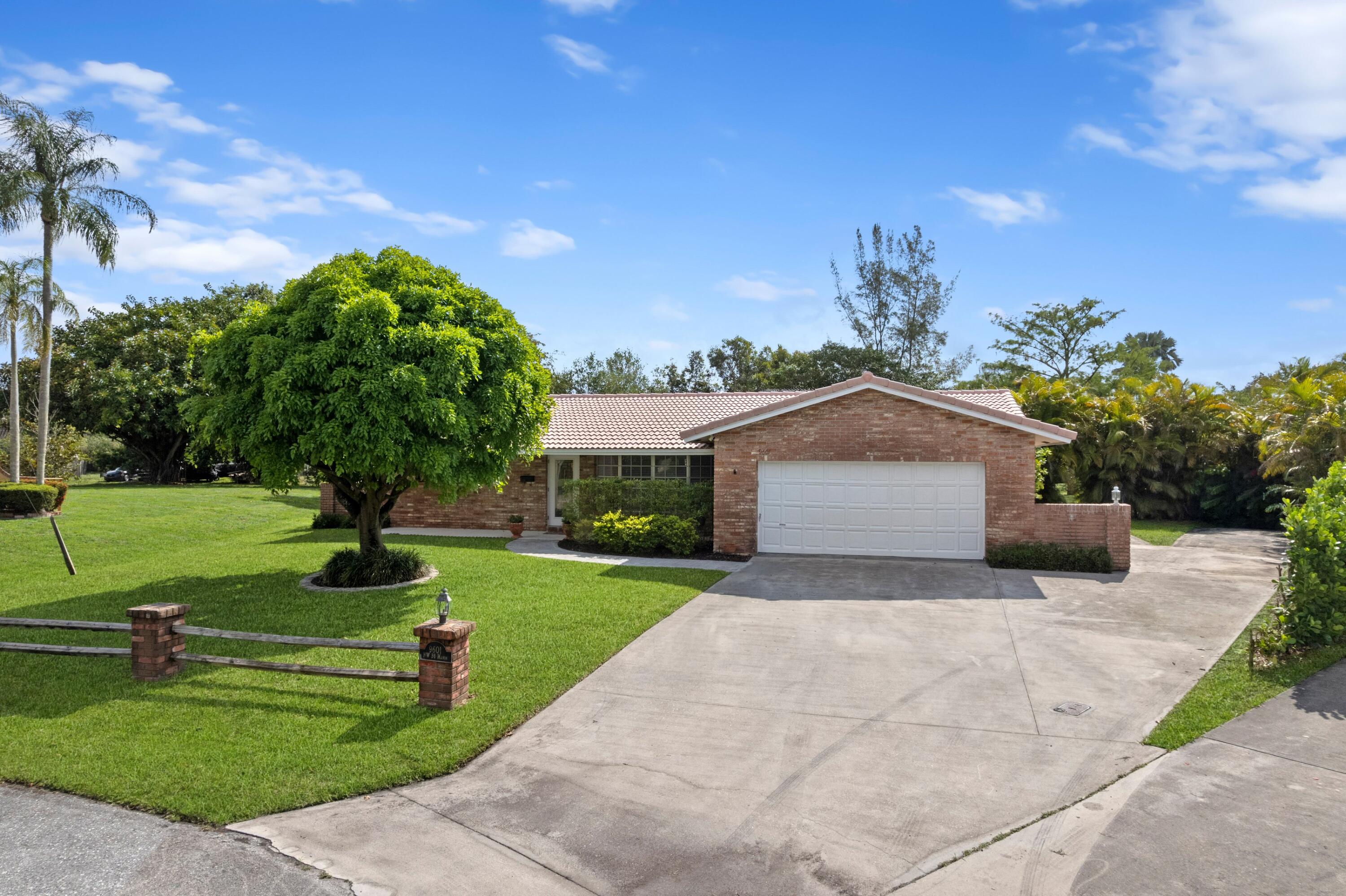 CLUSTERS CORAL SPRINGS - Residential