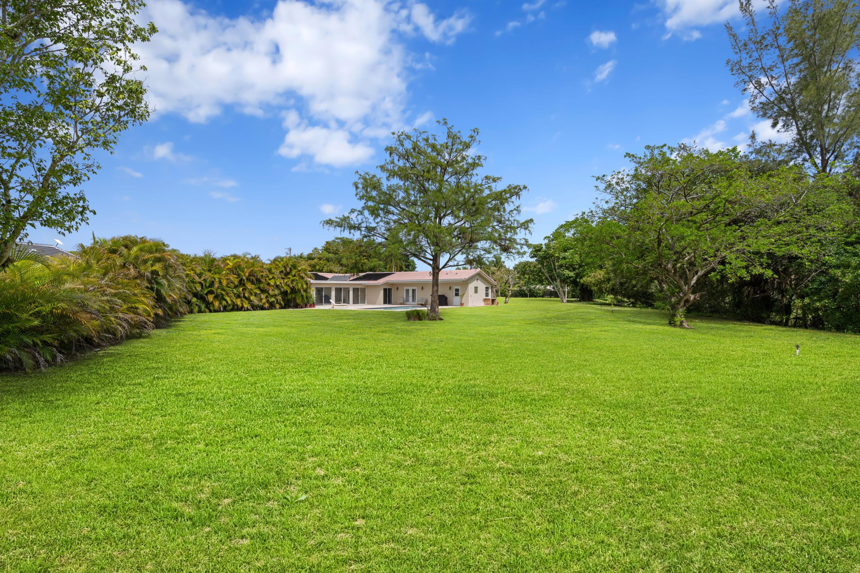 CLUSTERS CORAL SPRINGS - Residential