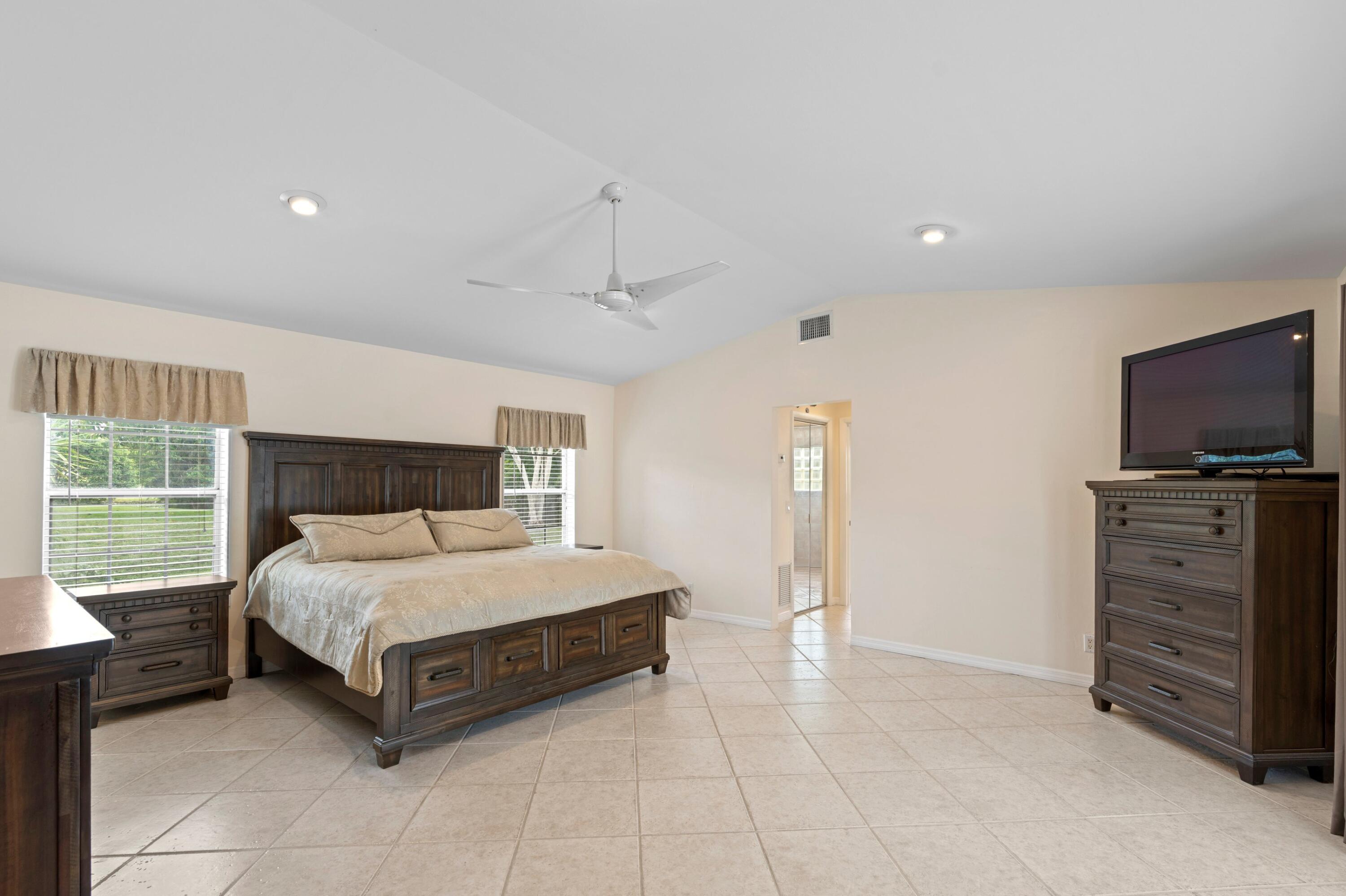 CLUSTERS CORAL SPRINGS - Residential