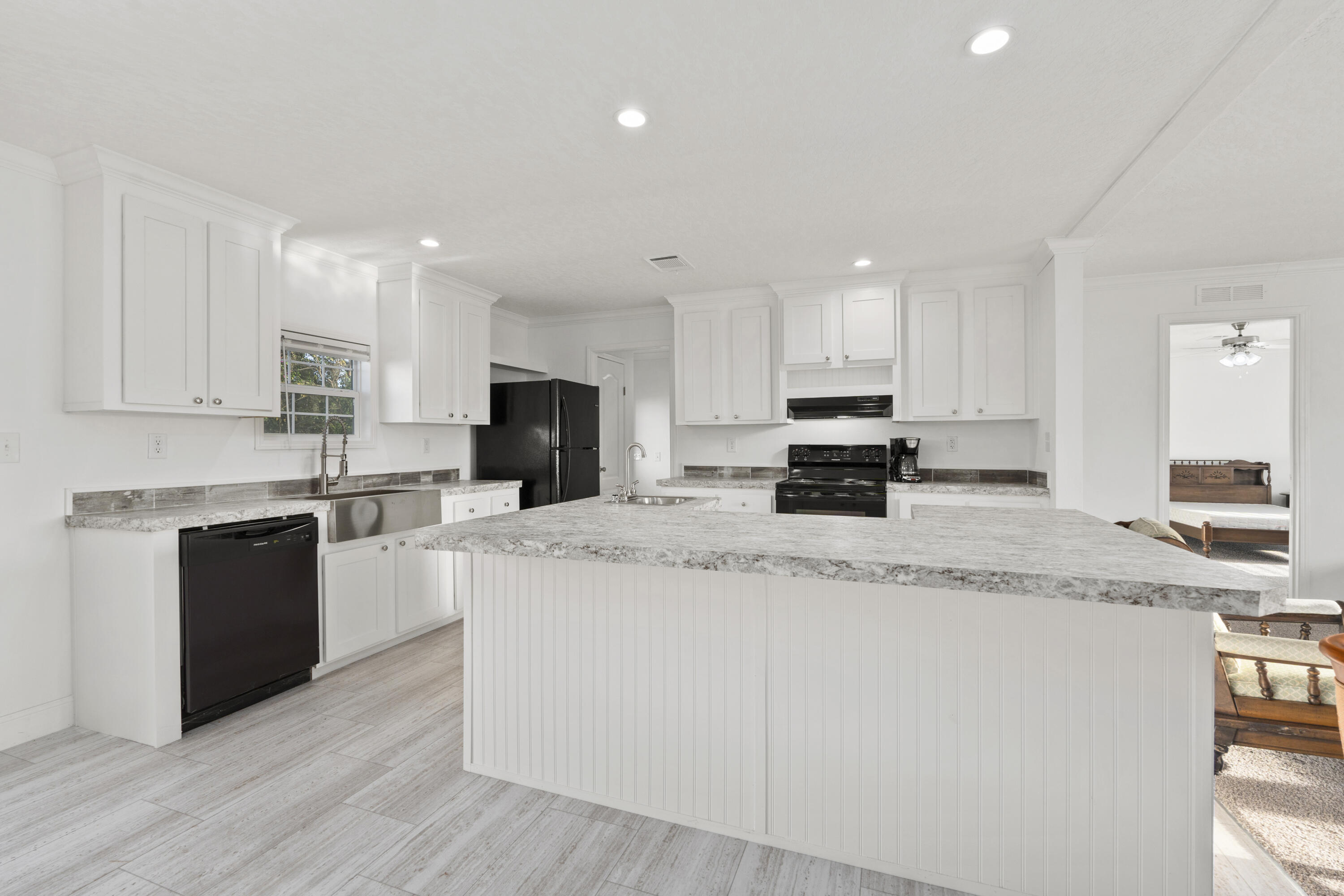 TAYLOR CREEK ISLES - Residential