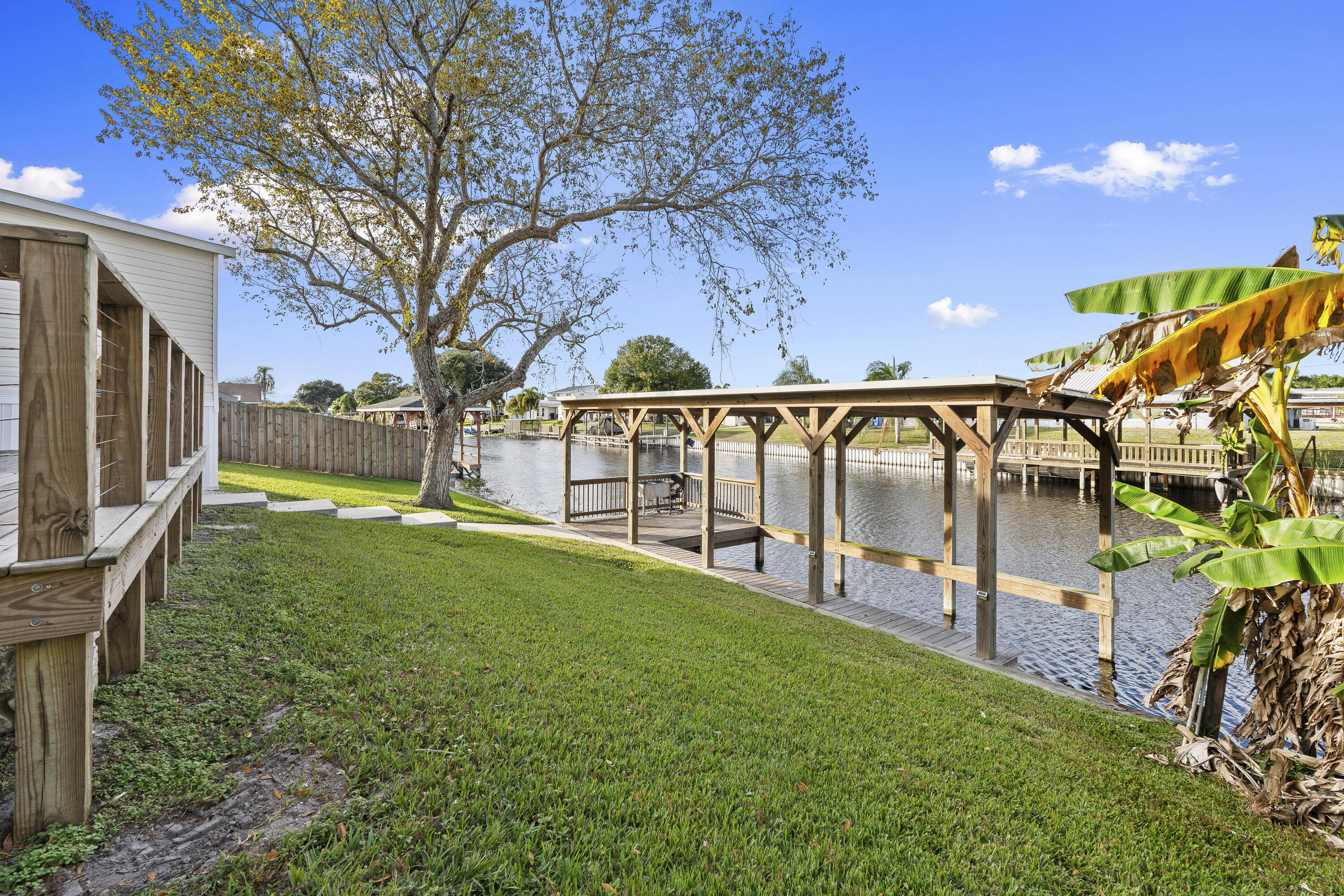 TAYLOR CREEK ISLES - Residential