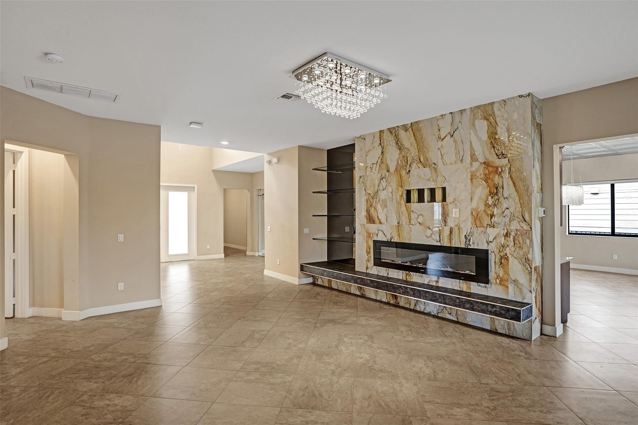 Cascata@Miralago - Residential