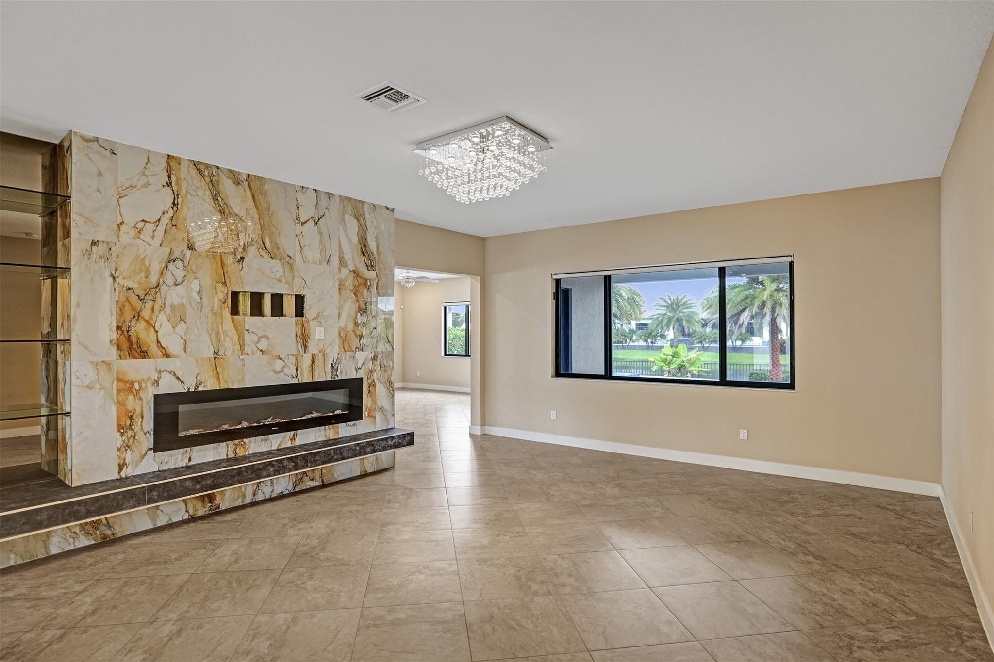 Cascata@Miralago - Residential