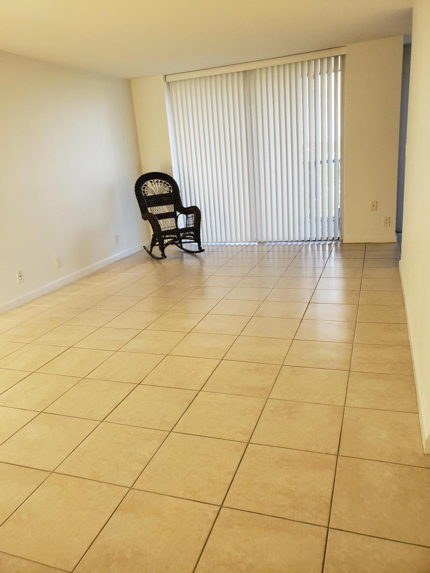 BLUE LAKE CONDO - Residential