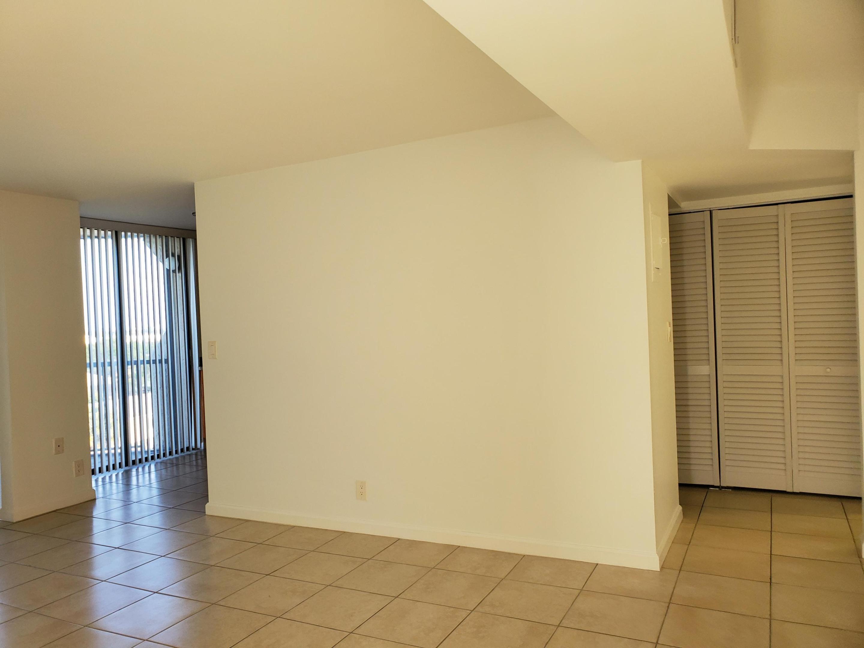 BLUE LAKE CONDO - Residential