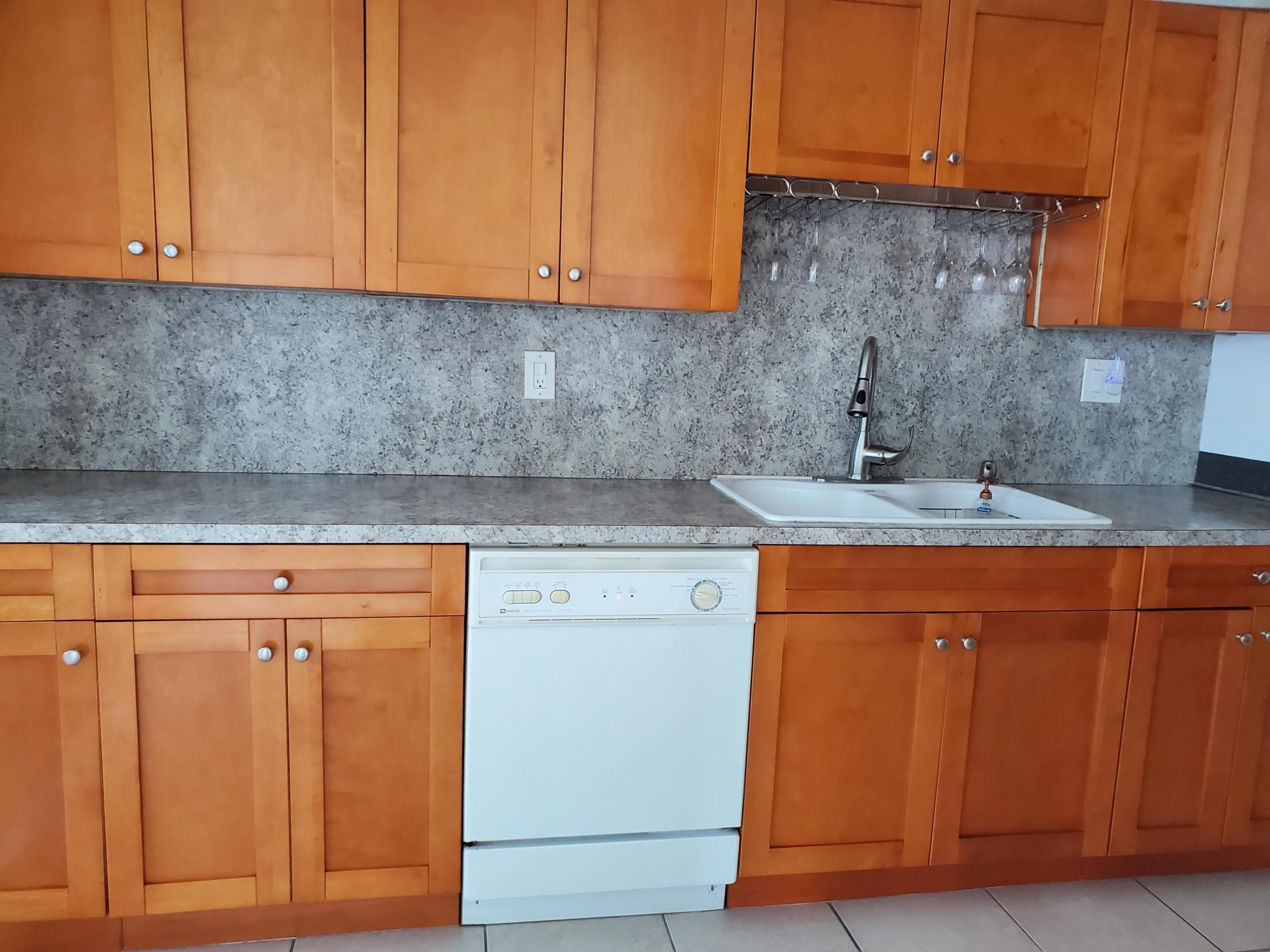 BLUE LAKE CONDO - Residential