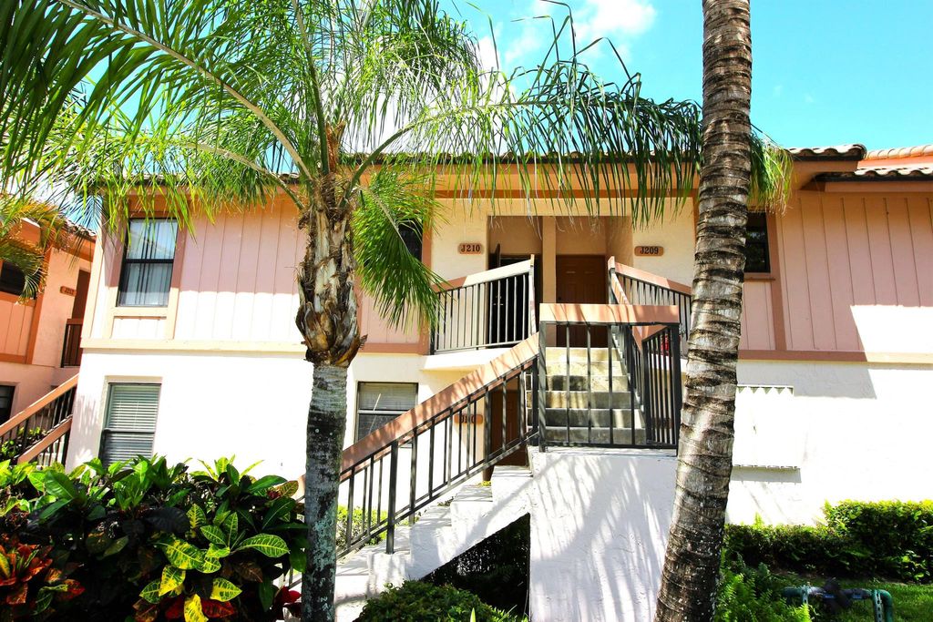 Photo of 3325 Jaywood Terrace #J-210, Boca Raton, FL 33431 (MLS # R10916601)