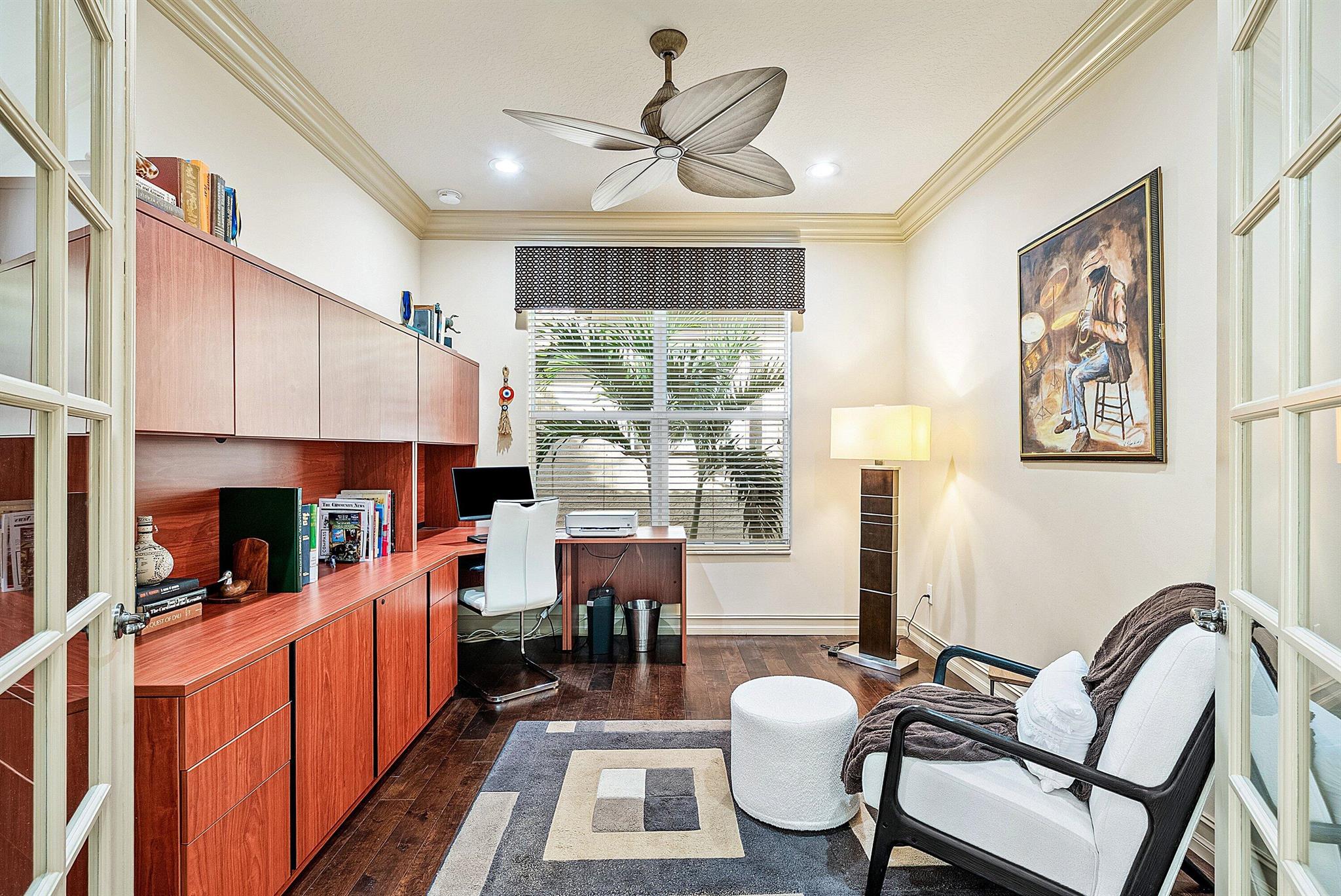 VALENCIA POINTE 3 - Residential