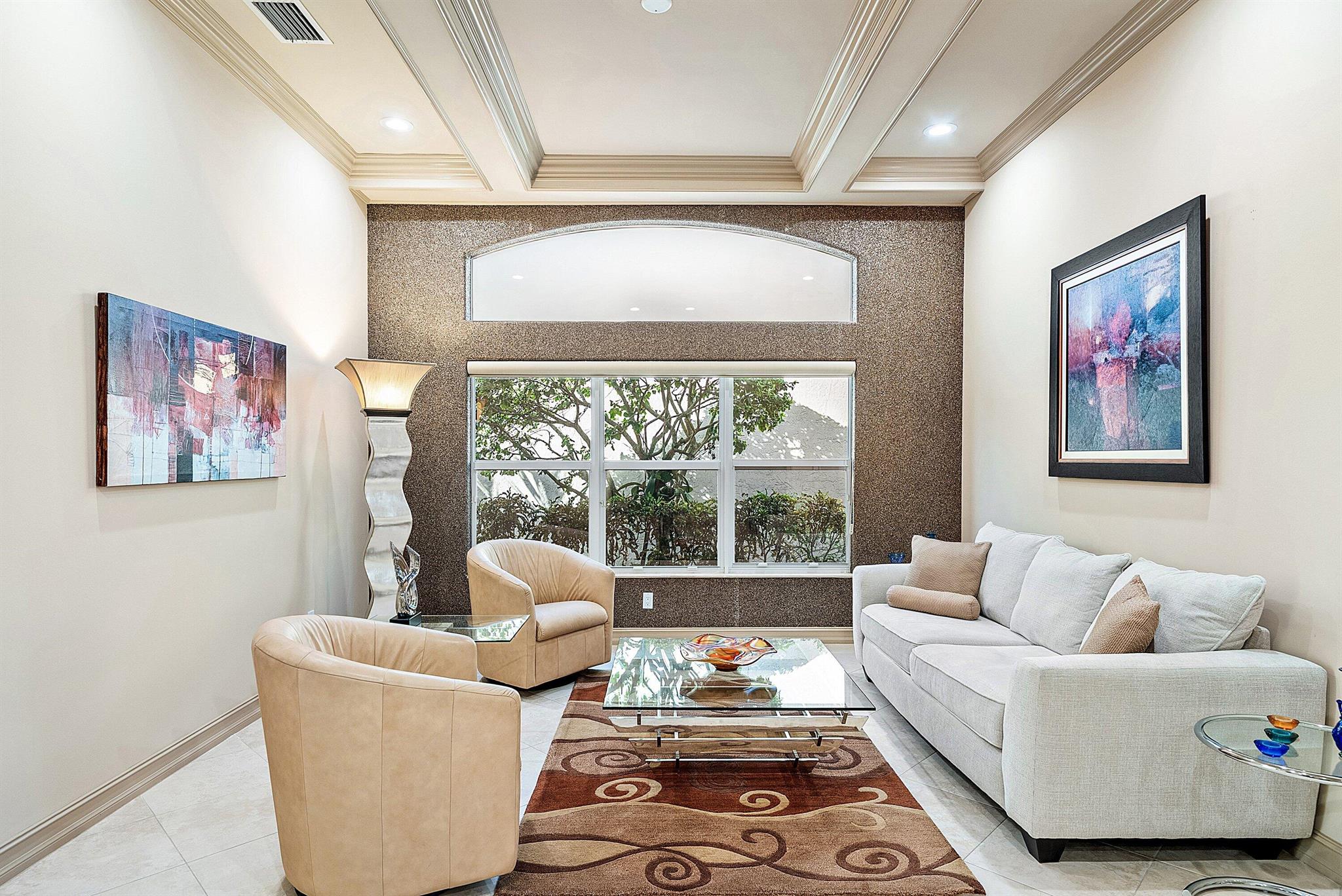 VALENCIA POINTE 3 - Residential