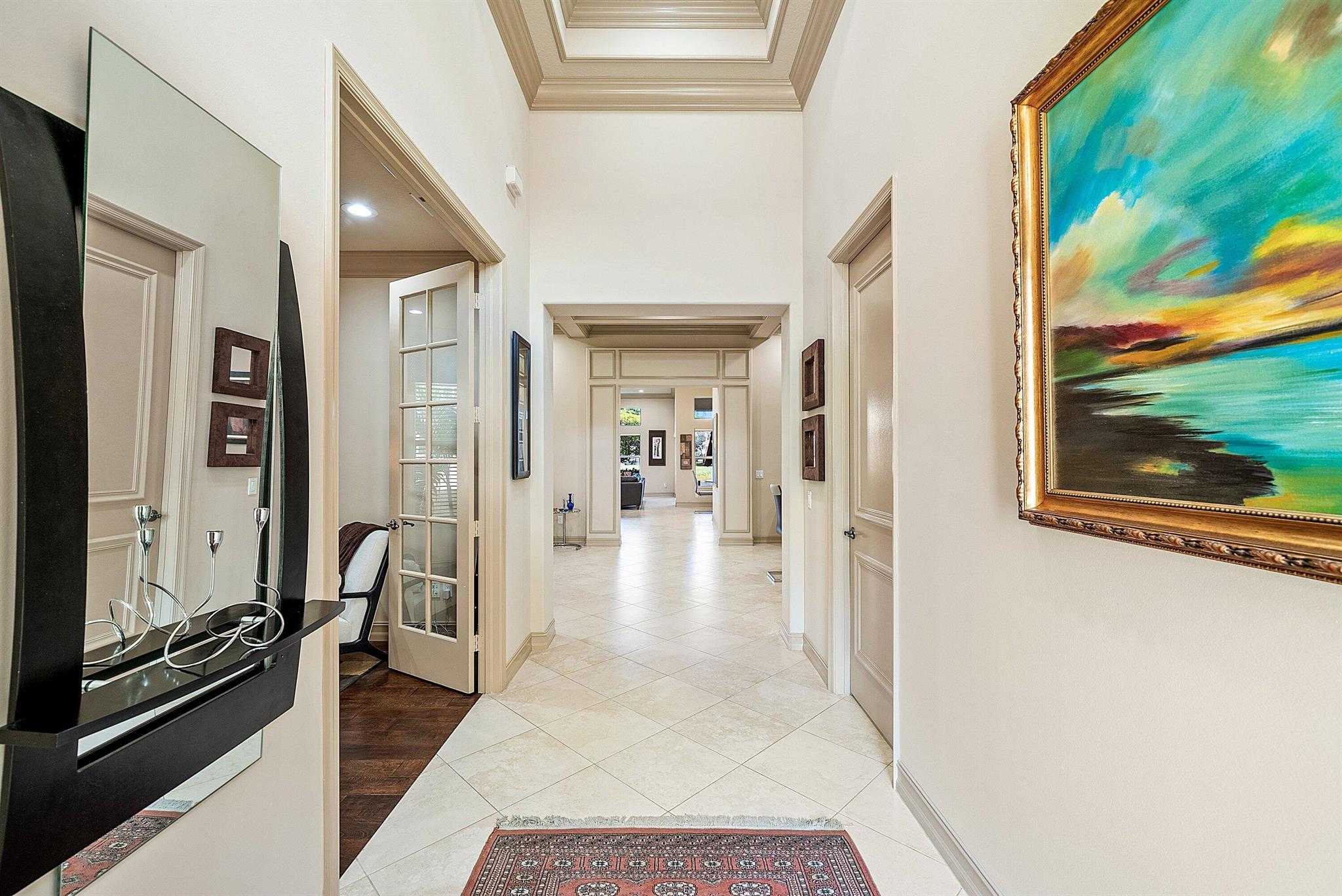 VALENCIA POINTE 3 - Residential