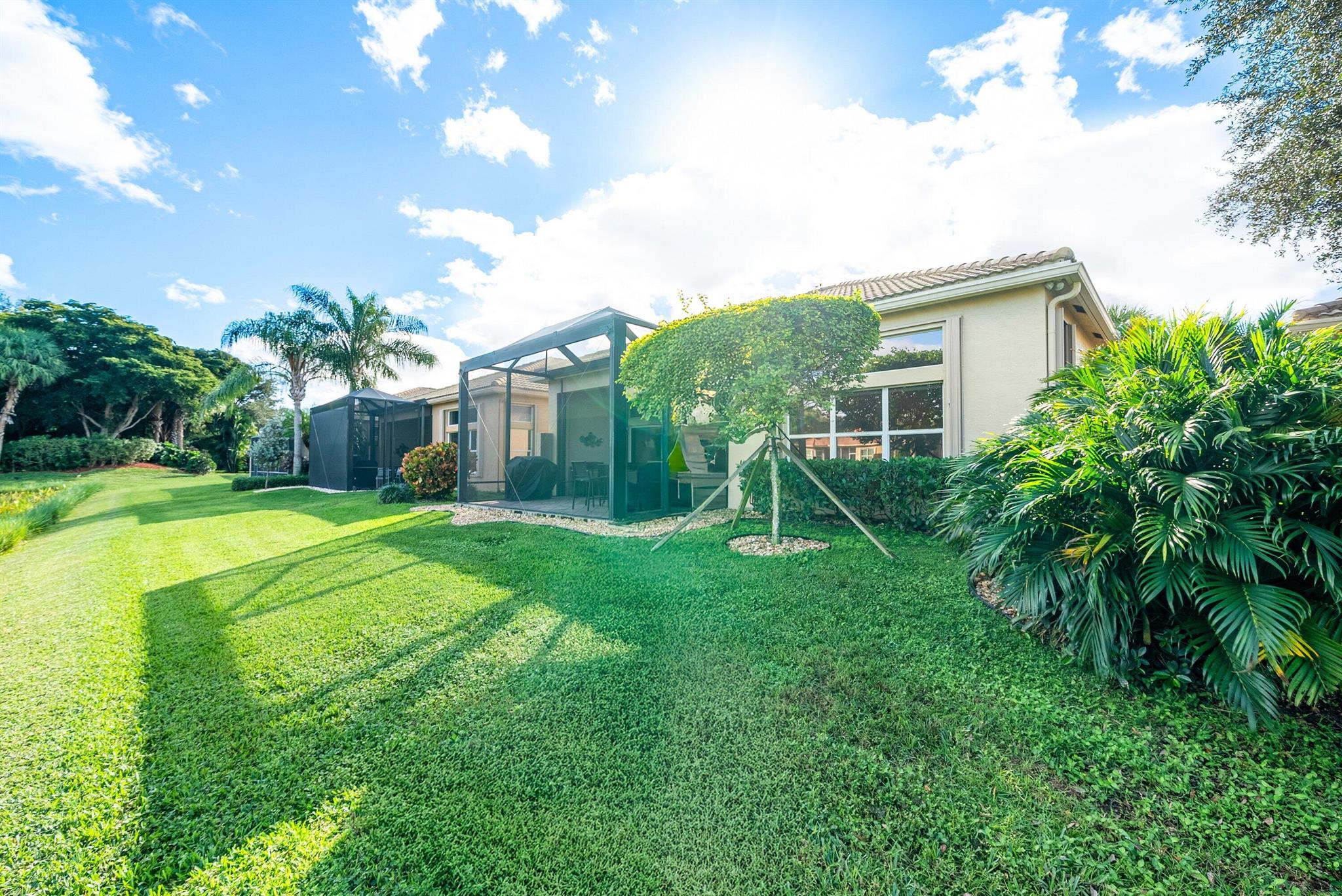 VALENCIA POINTE 3 - Residential