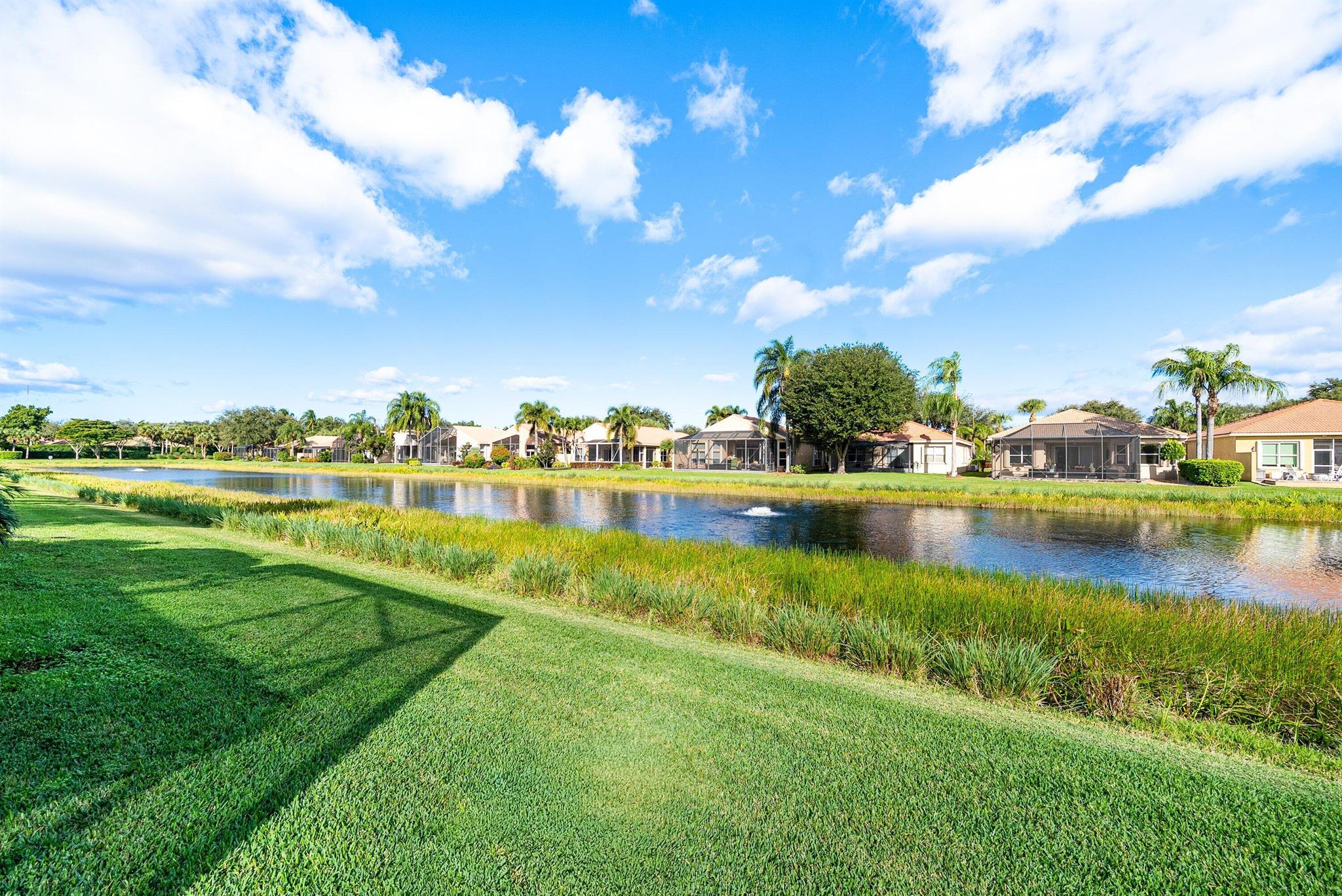 VALENCIA POINTE 3 - Residential