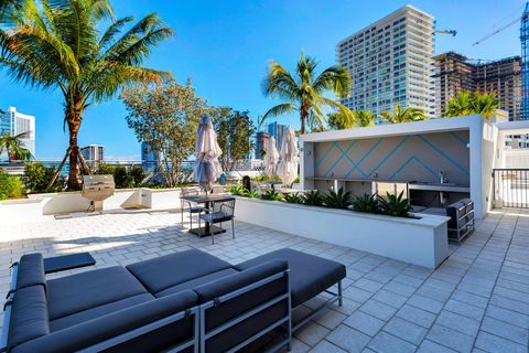 3635 NE 1st Avenue 1801 Miami FL 33137