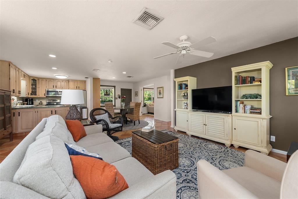 Coral Spgs Village Green - Residential Lease