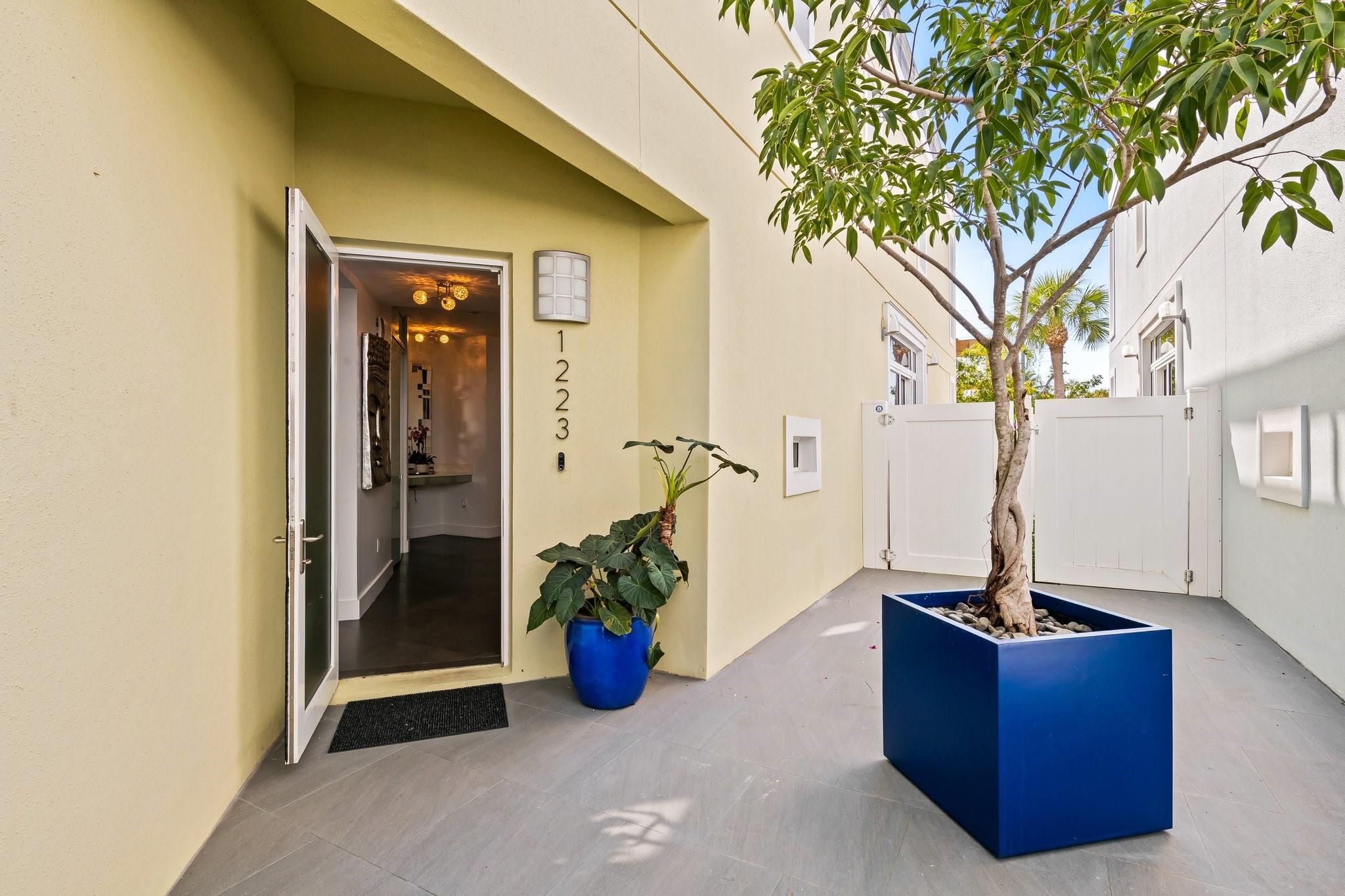 Ridge Pointe - Residential