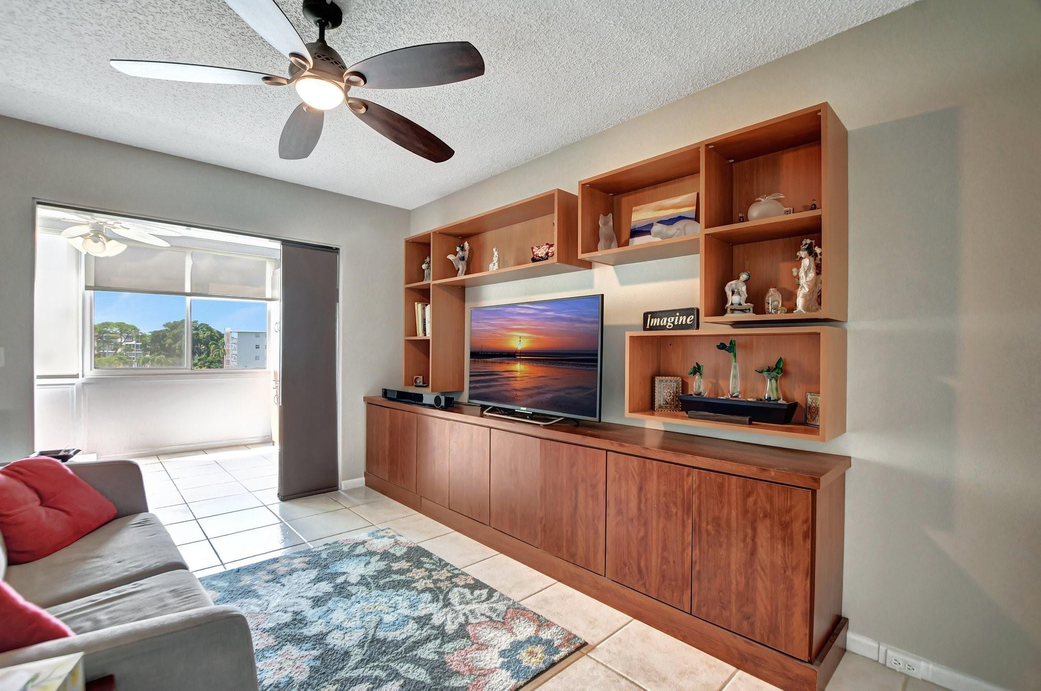 ASHBY C CONDO - Residential