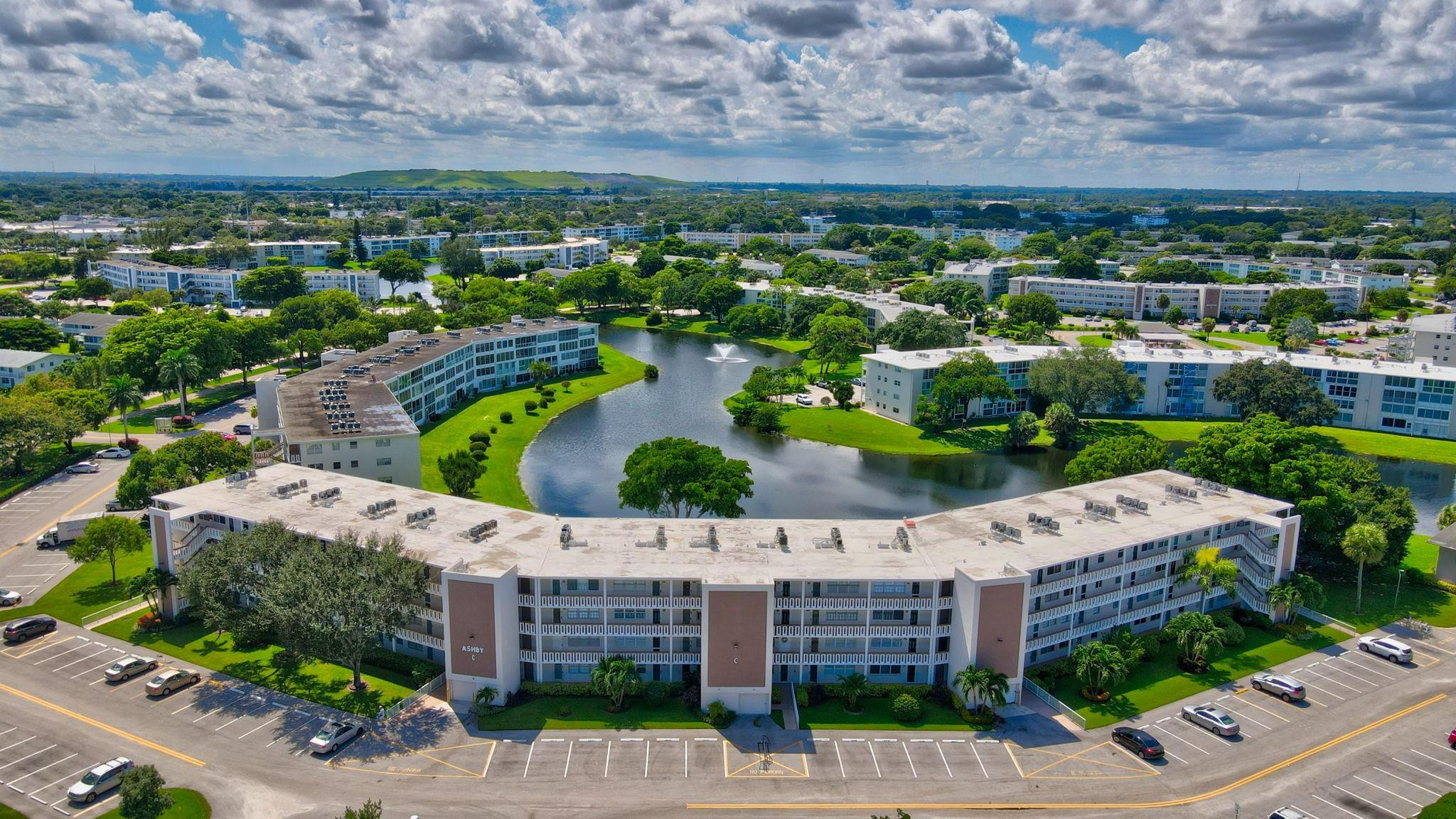 ASHBY C CONDO - Residential