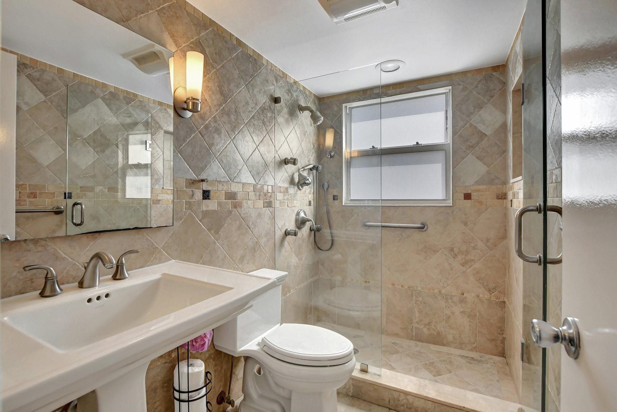 ASHBY C CONDO - Residential