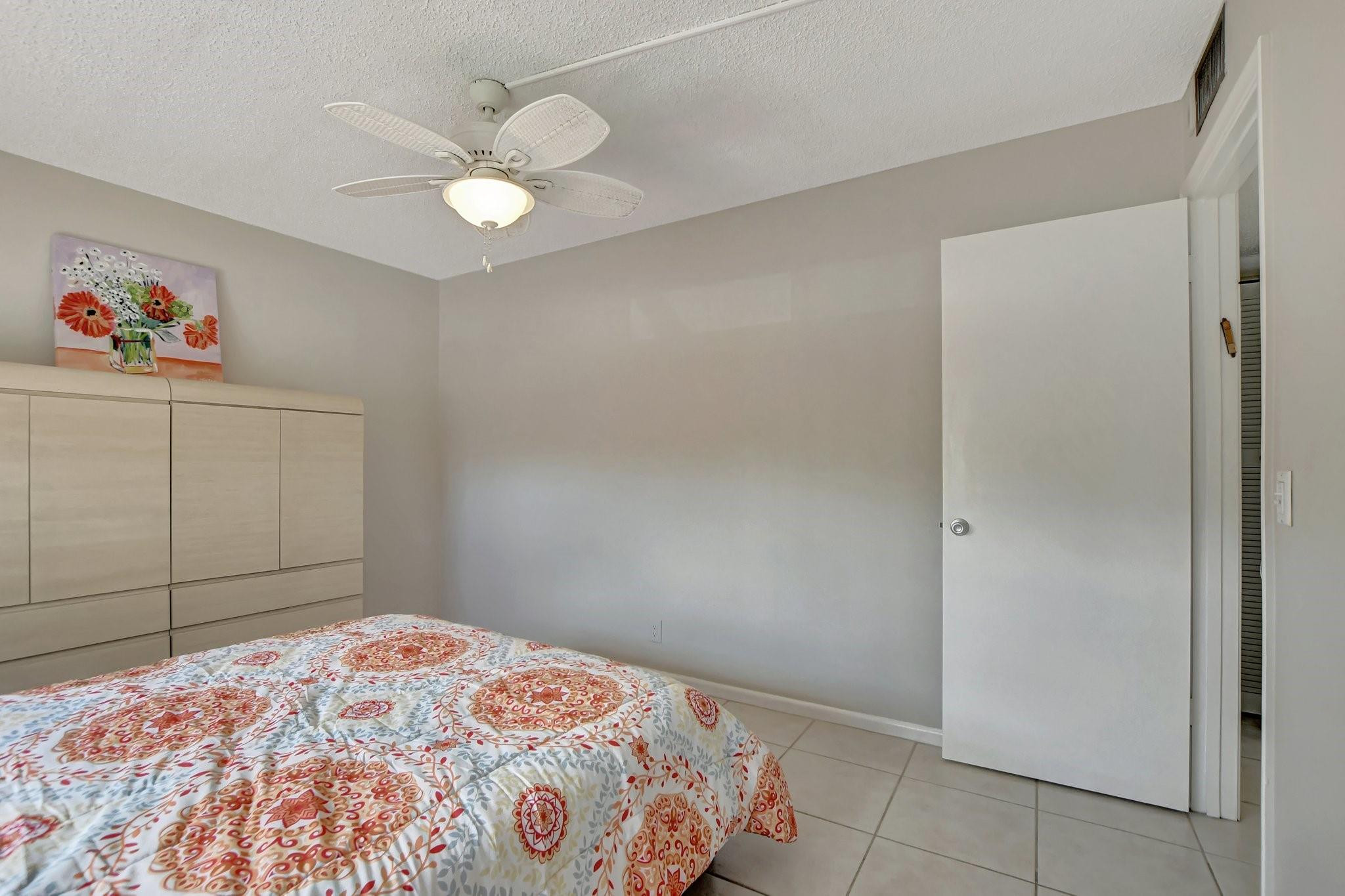 ASHBY C CONDO - Residential