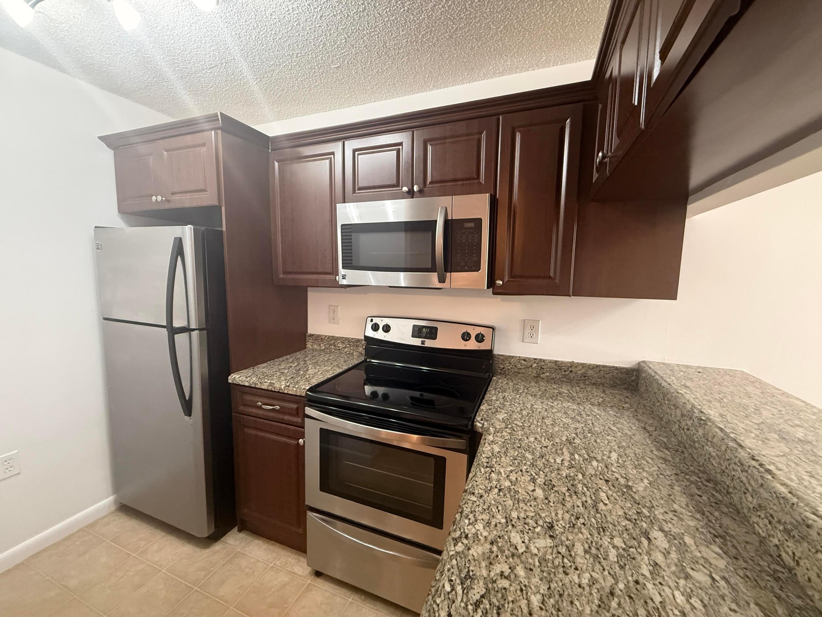 16203 GLENMOOR Drive 16203