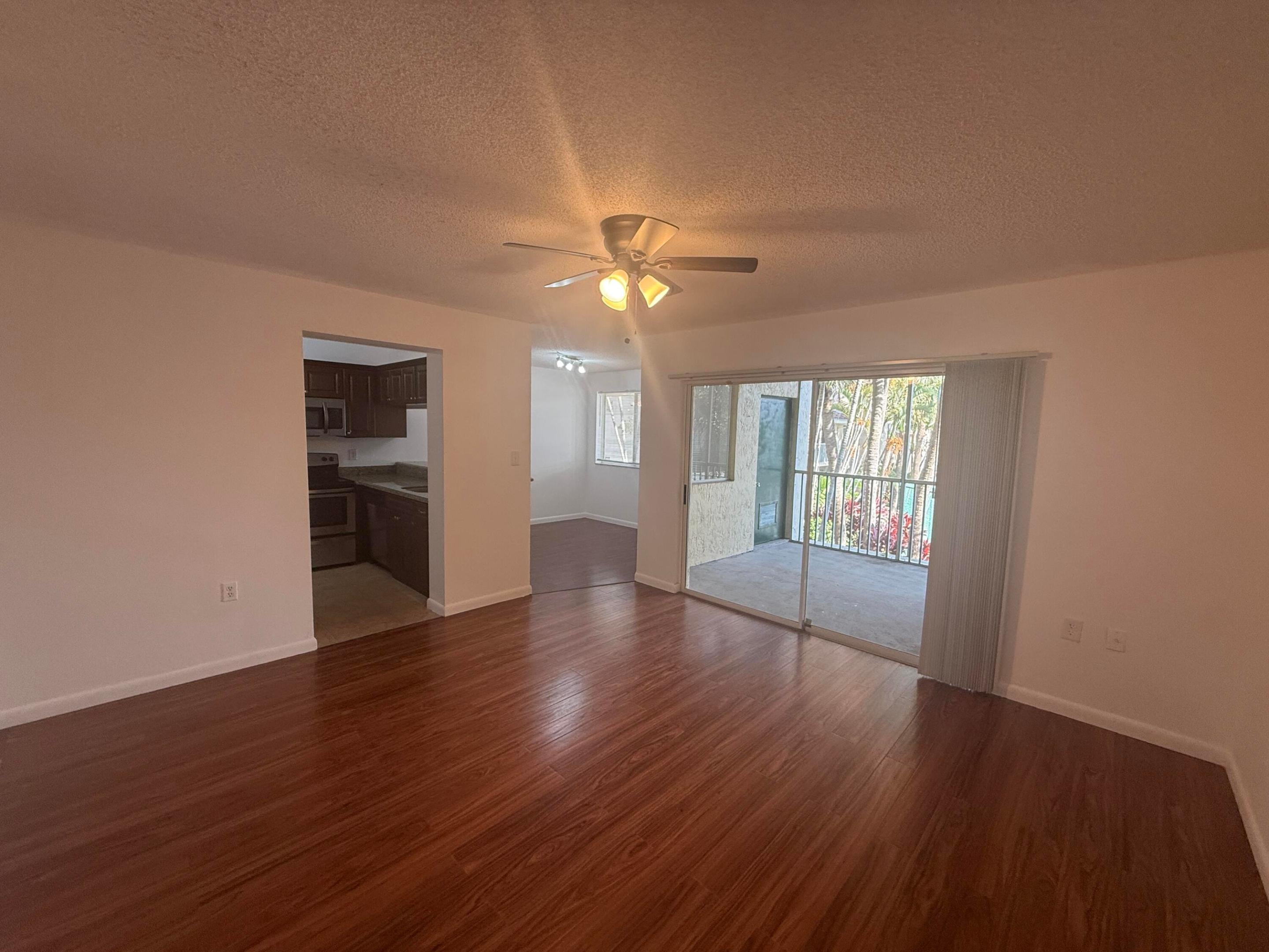 16203 GLENMOOR Drive 16203