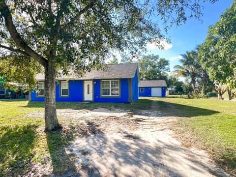Property photo of 48 n oak street, fellsmere, fl 32948