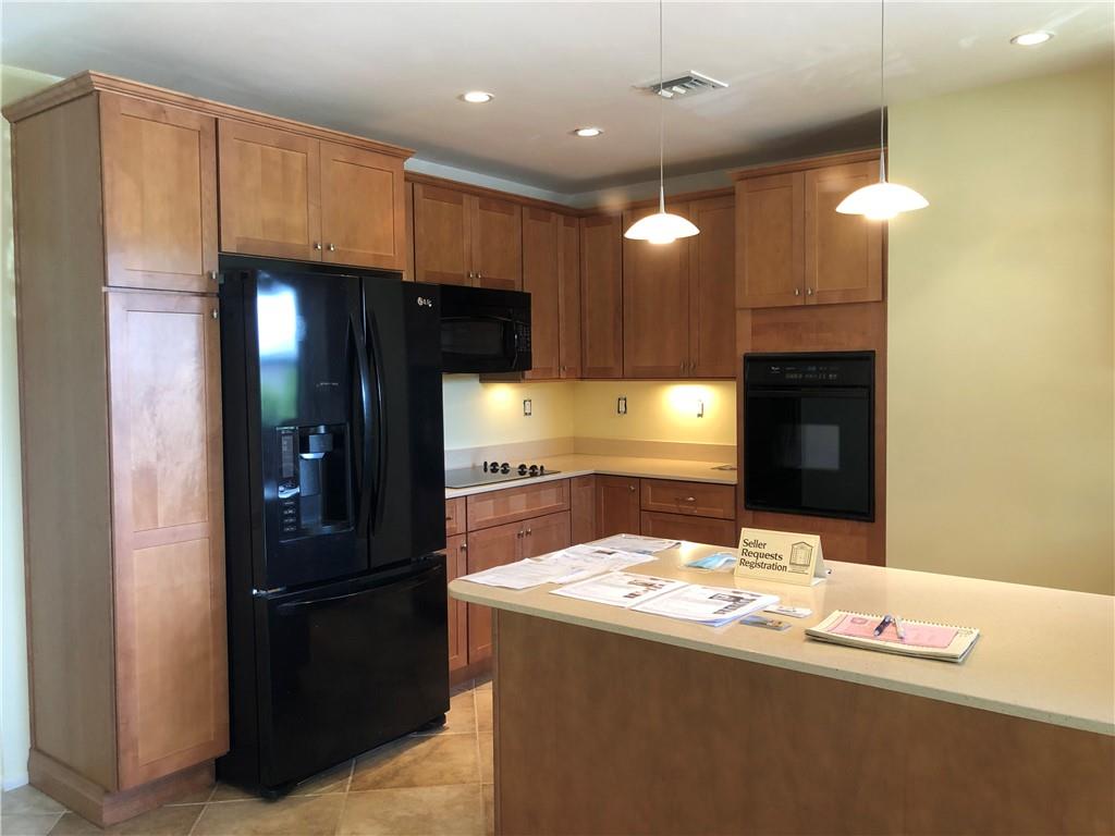 Bayview Club Condo - Residential