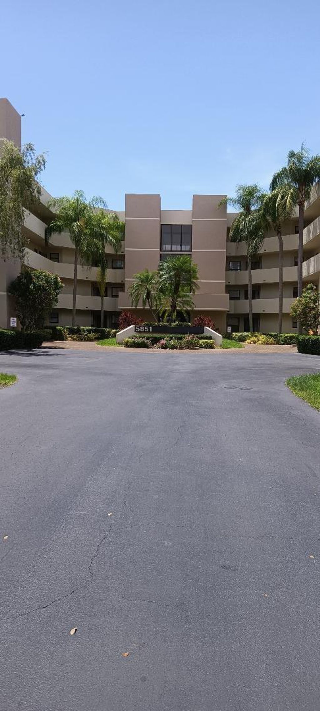 Photo of 5851 Camino Del Sol #204, Boca Raton, FL 33433 (MLS # R11113591)