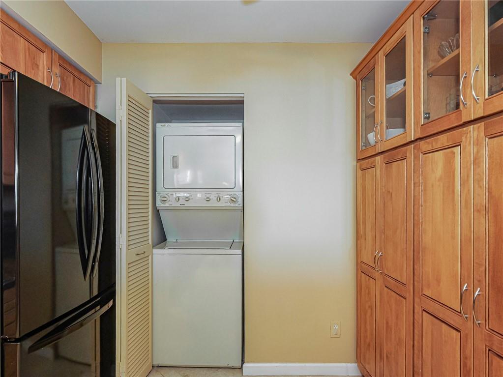 SEAQUAY CONDOMINIUM - Residential