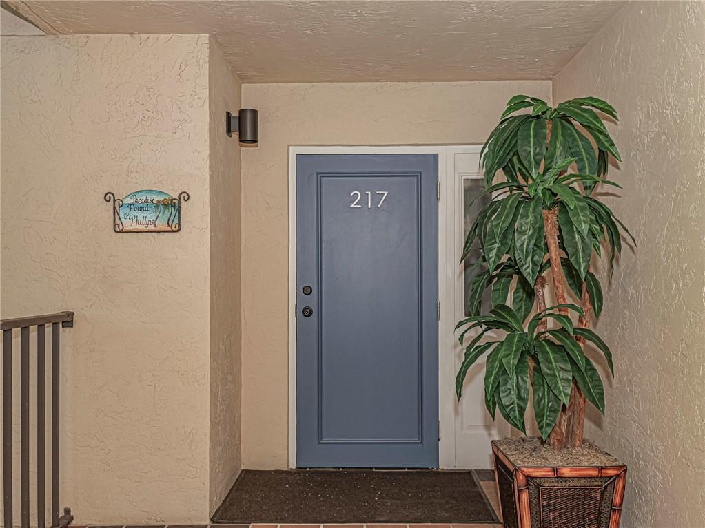 SEAQUAY CONDOMINIUM - Residential