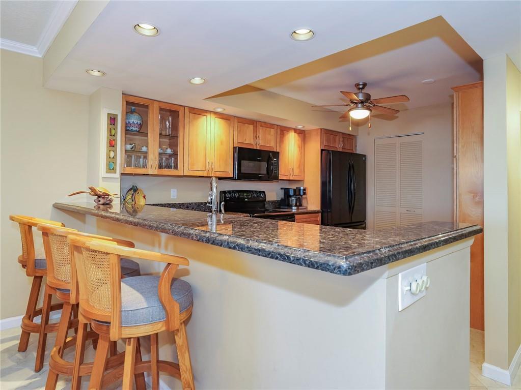 SEAQUAY CONDOMINIUM - Residential