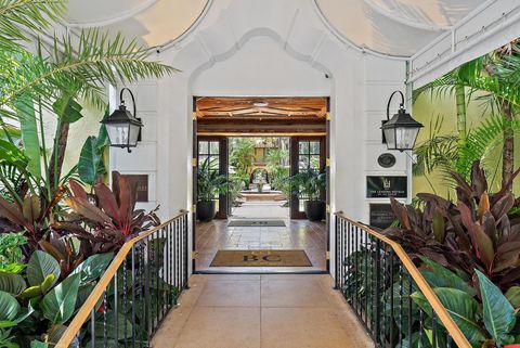 301 Australian Avenue 301 Palm Beach FL 33480