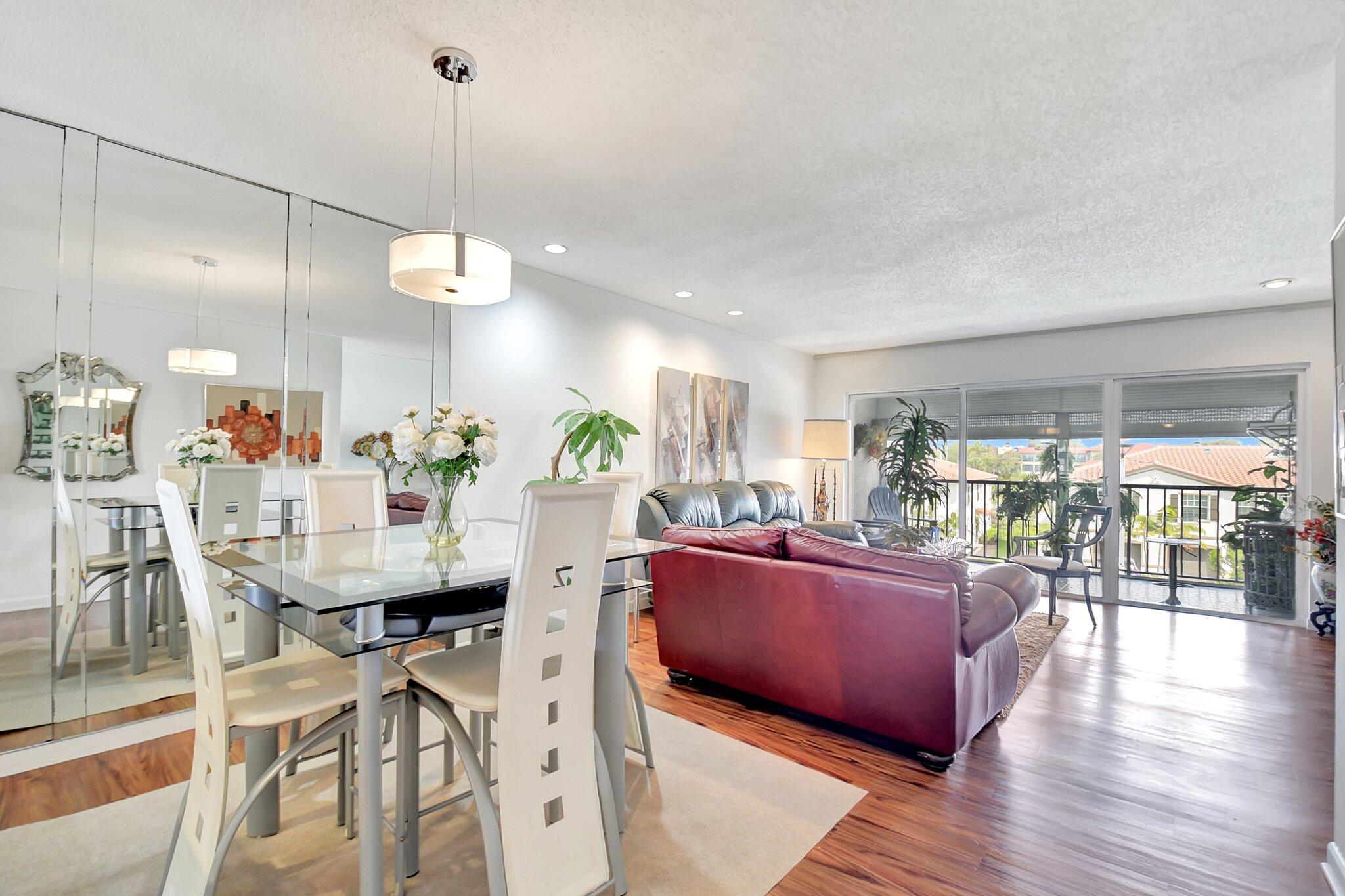 FOUNTAINS OF PALM BEACH CONDO 7 - Residential