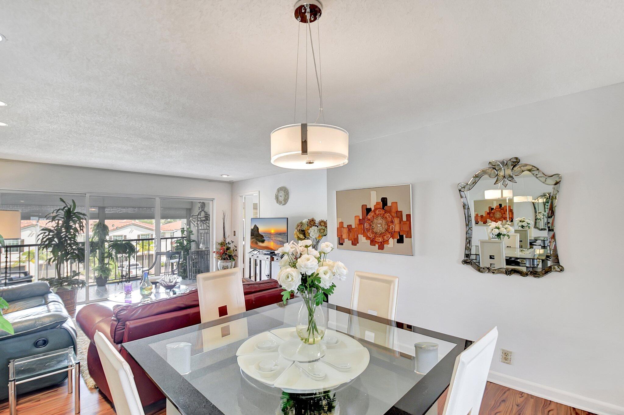 FOUNTAINS OF PALM BEACH CONDO 7 - Residential