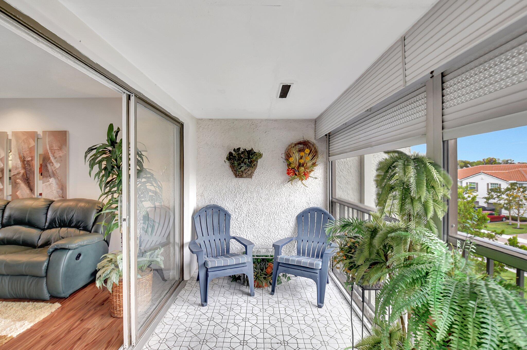 FOUNTAINS OF PALM BEACH CONDO 7 - Residential