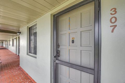 Tiny photo for 4070 Tivoli Ct #307, Lake Worth, FL 33467 (MLS # R11166860)
